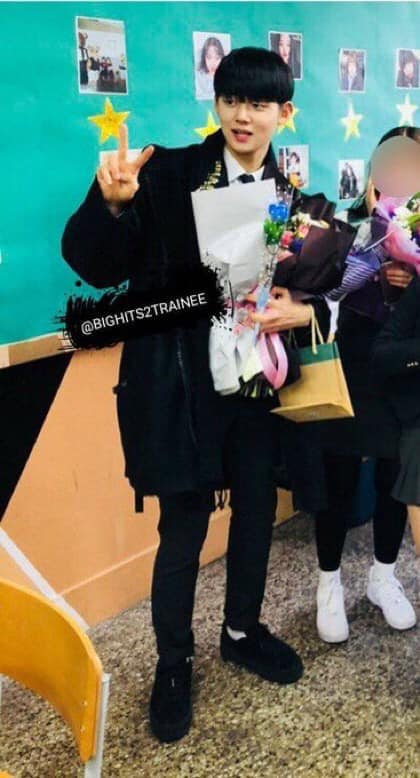 YeonJun (TXT): Hotboy thời đi học, từng là thực tập sinh CUBE và làm vũ công phụ họa cho V (BTS) YeonJun (TXT): Hotboy thời đi học, từng là thực tập sinh CUBE và làm vũ công phụ họa cho V (BTS)