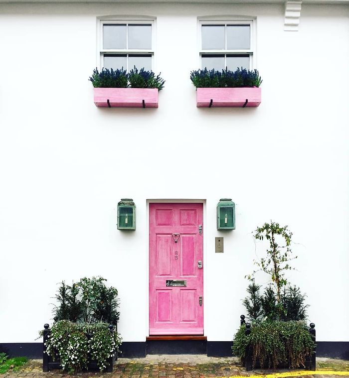 Những cánh cửa đẹp thần tiên ở London khiến ta như lạc lối trong phim của Wes Anderson Những cánh cửa đẹp thần tiên ở London khiến ta như lạc lối trong phim của Wes Anderson