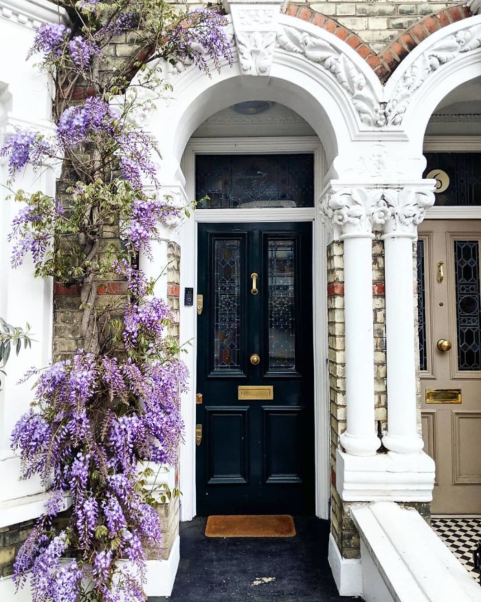 Những cánh cửa đẹp thần tiên ở London khiến ta như lạc lối trong phim của Wes Anderson Những cánh cửa đẹp thần tiên ở London khiến ta như lạc lối trong phim của Wes Anderson
