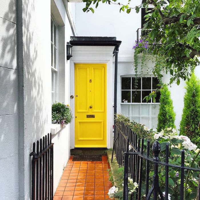 Những cánh cửa đẹp thần tiên ở London khiến ta như lạc lối trong phim của Wes Anderson Những cánh cửa đẹp thần tiên ở London khiến ta như lạc lối trong phim của Wes Anderson