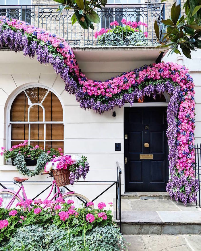 Những cánh cửa đẹp thần tiên ở London khiến ta như lạc lối trong phim của Wes Anderson Những cánh cửa đẹp thần tiên ở London khiến ta như lạc lối trong phim của Wes Anderson