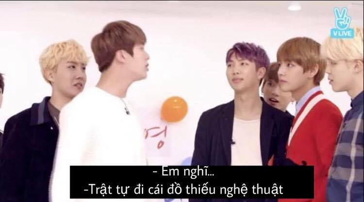 Những phát ngôn hài để đời của Jin (BTS) - quý ông đẹp trai 'dị ứng với sự nghiêm túc' Những phát ngôn hài để đời của Jin (BTS) - quý ông đẹp trai 'dị ứng với sự nghiêm túc'