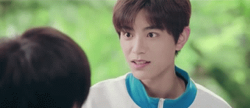 8 Phút Ấm Áp: Nữ chính đầu nấm 'crush' học bá đẹp trai nhưng lại bị đồn thích hot boy 'khẩu nghiệp' 8 Phút Ấm Áp: Nữ chính đầu nấm 'crush' học bá đẹp trai nhưng lại bị đồn thích hot boy 'khẩu nghiệp'