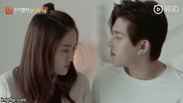 'Đêm Ấy Sao Chổi Đến': Idol mỹ nam xuyên không đi tìm bản sao của mình lại phải lòng fangirl 'Đêm Ấy Sao Chổi Đến': Idol mỹ nam xuyên không đi tìm bản sao của mình lại phải lòng fangirl