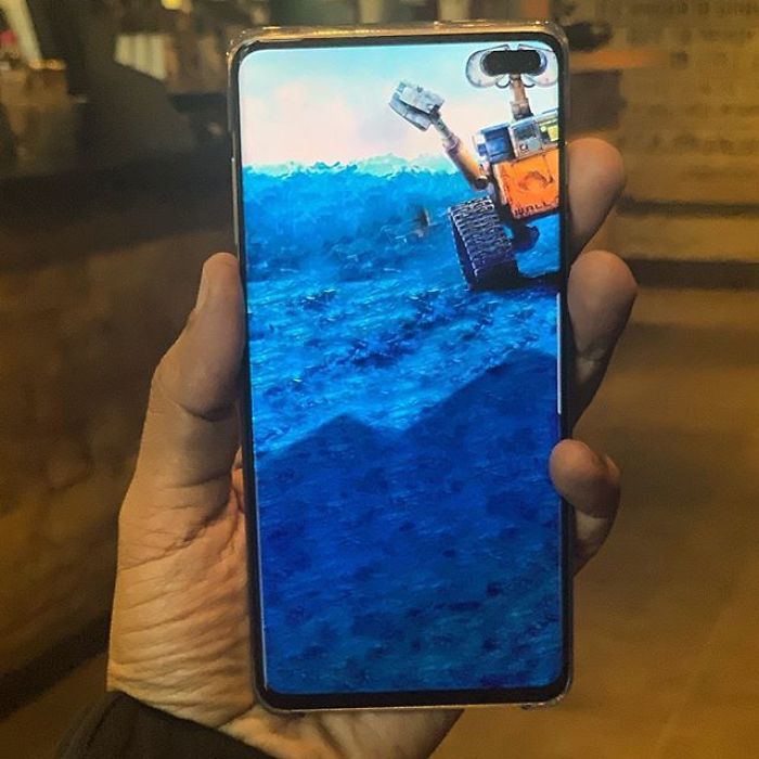 Các thánh tư duy vô cực lại chế loạt hình nền mới dành cho Samsung S10 và S10+ Các thánh tư duy vô cực lại chế loạt hình nền mới dành cho Samsung S10 và S10+