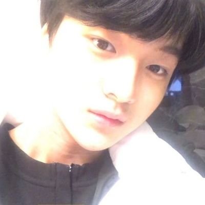 Thông tin về Cha Jun Ho - thực tập sinh Produce X chưa debut đã có 28 fansite đi theo chụp hình Thông tin về Cha Jun Ho - thực tập sinh Produce X chưa debut đã có 28 fansite đi theo chụp hình
