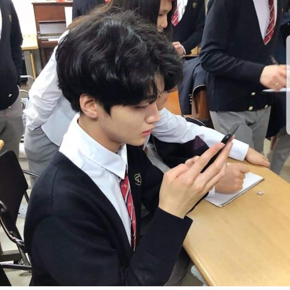 Thông tin về Cha Jun Ho - thực tập sinh Produce X chưa debut đã có 28 fansite đi theo chụp hình Thông tin về Cha Jun Ho - thực tập sinh Produce X chưa debut đã có 28 fansite đi theo chụp hình