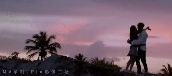 Ngô Thiến và Hoàng Tử Thao – Cặp đôi chí chóe trên phim nhưng ngọt ngào ‘thả thính’ nơi hậu trường Ngô Thiến và Hoàng Tử Thao – Cặp đôi chí chóe trên phim nhưng ngọt ngào ‘thả thính’ nơi hậu trường