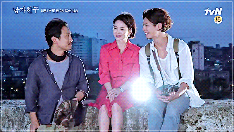 Ngay cả khi máy quay đã tắt, Song Hye Kyo và Park Bo Gum vẫn tình tứ hệt như phim Ngay cả khi máy quay đã tắt, Song Hye Kyo và Park Bo Gum vẫn tình tứ hệt như phim