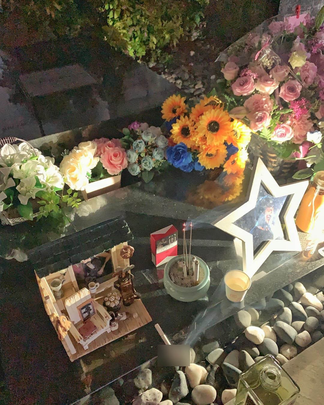 Dẫu Kbiz có bao nhiêu biến động, vẫn còn một So Ji Sub luôn nhớ tới ngày giỗ của Park Yong Ha Dẫu Kbiz có bao nhiêu biến động, vẫn còn một So Ji Sub luôn nhớ tới ngày giỗ của Park Yong Ha