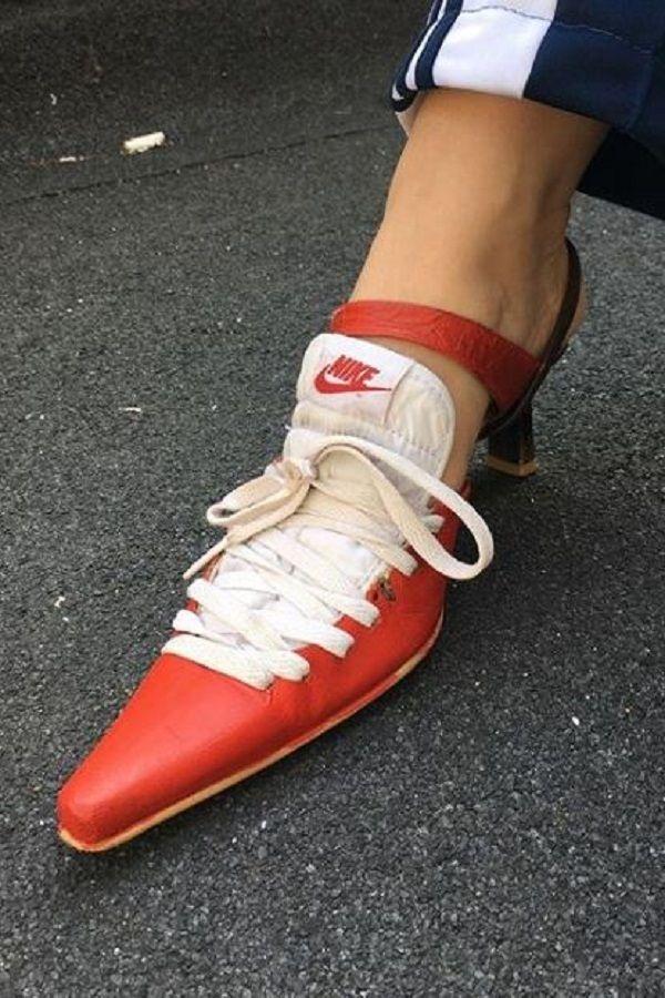 Giày cao gót với phong cách Nike, bạn có dám thử? Giày cao gót với phong cách Nike, bạn có dám thử?