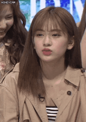Fan đau lòng khi thấy IZ*ONE kiệt sức, không mở nổi mắt dù đang lên sóng truyền hình Fan đau lòng khi thấy IZ*ONE kiệt sức, không mở nổi mắt dù đang lên sóng truyền hình