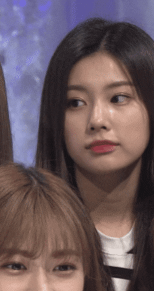 Fan đau lòng khi thấy IZ*ONE kiệt sức, không mở nổi mắt dù đang lên sóng truyền hình Fan đau lòng khi thấy IZ*ONE kiệt sức, không mở nổi mắt dù đang lên sóng truyền hình