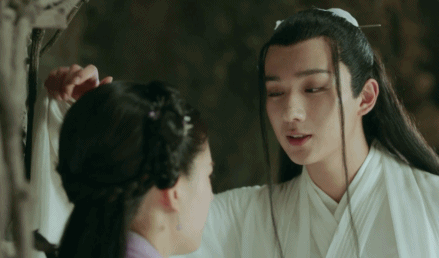 'Xuân Hoa Thu Nguyệt': Lý Hoành Nghị thả thính Triệu Lộ Tư cực mạnh, gây sốt với thoại 'Ca ca nhà mình sợ cái gì' 'Xuân Hoa Thu Nguyệt': Lý Hoành Nghị thả thính Triệu Lộ Tư cực mạnh, gây sốt với thoại 'Ca ca nhà mình sợ cái gì'