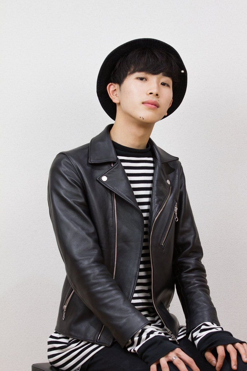 Lộ diện 12 trainee của Produce 101 phiên bản Nhật, netizen Hàn chê xấu đến cạn lời Lộ diện 12 trainee của Produce 101 phiên bản Nhật, netizen Hàn chê xấu đến cạn lời