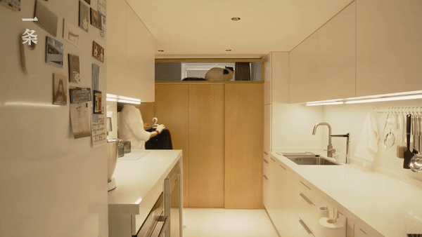 Khám phá căn hộ rộng 40m² sang chảnh không thua biệt thự của vợ chồng kiến trúc sư Trung Quốc Khám phá căn hộ rộng 40m² sang chảnh không thua biệt thự của vợ chồng kiến trúc sư Trung Quốc