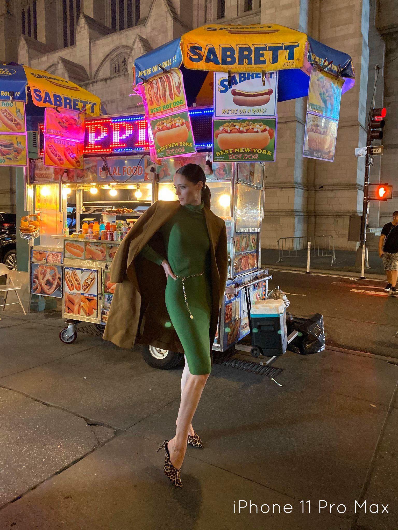 Vẫn còn chế nhạo camera siêu dị của iPhone 11? Siêu mẫu Coco Rocha đã chứng minh 'tuy xấu nhưng biết phấn đấu' Vẫn còn chế nhạo camera siêu dị của iPhone 11? Siêu mẫu Coco Rocha đã chứng minh 'tuy xấu nhưng biết phấn đấu'