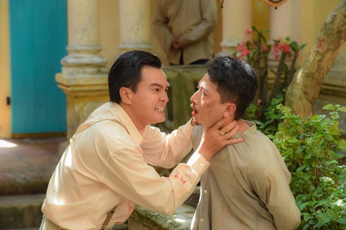 'Tiếng Sét Trong Mưa' tập 12 gây sốt MXH với nụ hôn truyền khí dưới nước của Nhật Kim Anh - Cao Minh Đạt 'Tiếng Sét Trong Mưa' tập 12 gây sốt MXH với nụ hôn truyền khí dưới nước của Nhật Kim Anh - Cao Minh Đạt