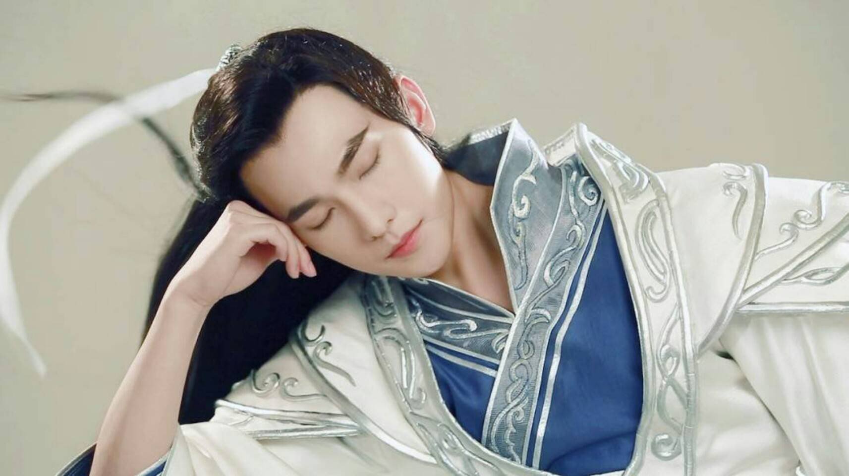 Netizen Hàn chọn ra 12 nam diễn viên Hoa ngữ có visual gây shock từ cái nhìn đầu tiên Netizen Hàn chọn ra 12 nam diễn viên Hoa ngữ có visual gây shock từ cái nhìn đầu tiên