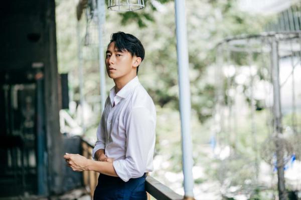 Hết đòi 'thanh tẩy' truyền thông, Rocker Nguyễn lại gây sóng gió khi 'đá xéo' MV mới của Sơn Tùng M-TP Hết đòi 'thanh tẩy' truyền thông, Rocker Nguyễn lại gây sóng gió khi 'đá xéo' MV mới của Sơn Tùng M-TP