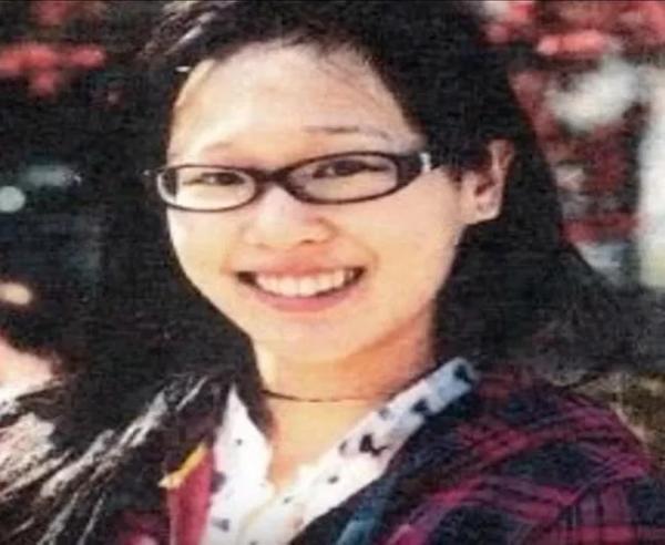 Sau 5 năm, những giả thuyết về cái chết bí ẩn của 'cô gái thang máy' Elisa Lam vẫn còn gây tranh cãi (P1) Sau 5 năm, những giả thuyết về cái chết bí ẩn của 'cô gái thang máy' Elisa Lam vẫn còn gây tranh cãi (P1)
