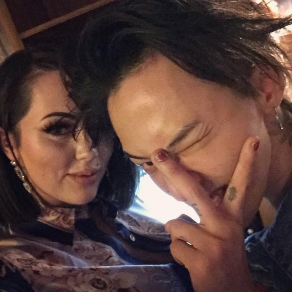 Bekuh Boom: 'mẹ đẻ' loạt hit của BLACK PINK, 24 tuổi nắm trong tay hàng triệu đô tiền bản quyền Bekuh Boom: 'mẹ đẻ' loạt hit của BLACK PINK, 24 tuổi nắm trong tay hàng triệu đô tiền bản quyền