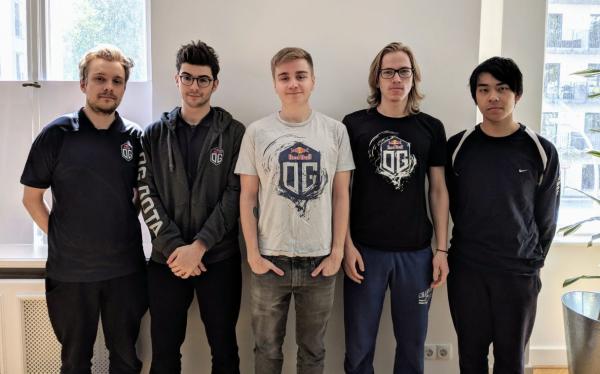 The International 8 - Câu chuyện về tình bạn 10 năm và sự 'phản bội' giữa game thủ của 2 đội đối địch The International 8 - Câu chuyện về tình bạn 10 năm và sự 'phản bội' giữa game thủ của 2 đội đối địch