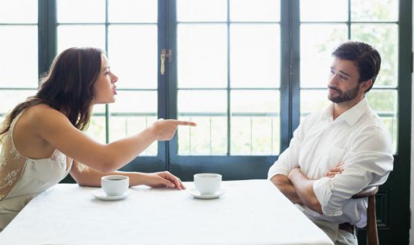 Điểm mặt những cách hội 'cãi cùn' sử dụng để chiến thắng trong một cuộc tranh luận Điểm mặt những cách hội 'cãi cùn' sử dụng để chiến thắng trong một cuộc tranh luận