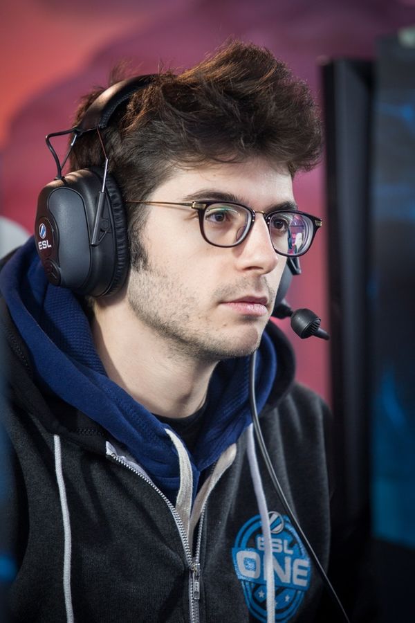 600px 7ckngmad esl frankfurt 2015