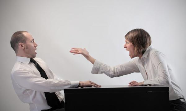 Điểm mặt những cách hội 'cãi cùn' sử dụng để chiến thắng trong một cuộc tranh luận Điểm mặt những cách hội 'cãi cùn' sử dụng để chiến thắng trong một cuộc tranh luận