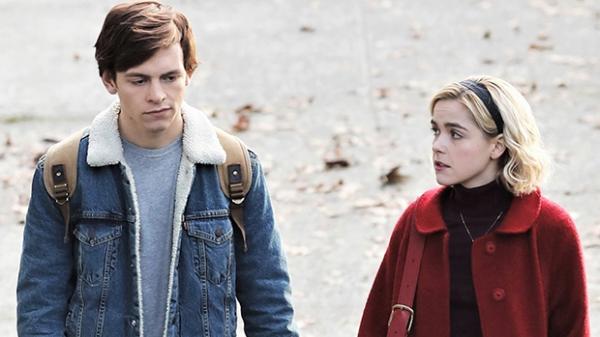 sabrina kiernan shipka ross lynch backgrid 2 ftr