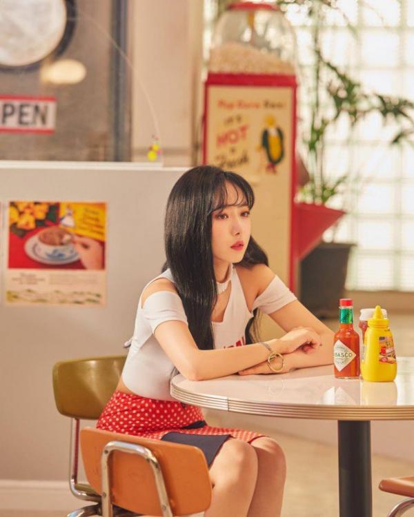 seulgi red velvet g friend sinb 1537348330 20180919 stationx5