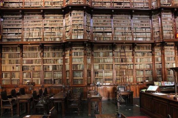 biblioteca angelica