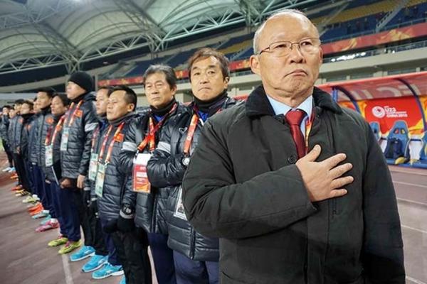 Từ Á quân U23 Châu Á đến vô địch AFF: Một năm thổn thức với bóng đá của 90 triệu dân Việt Nam Từ Á quân U23 Châu Á đến vô địch AFF: Một năm thổn thức với bóng đá của 90 triệu dân Việt Nam