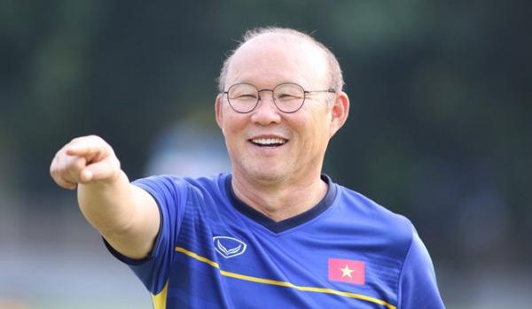 Park Hang-seo: Từ HLV đội bóng hạng 3 ở Hàn Quốc đến người hùng làm nên lịch sử cho Việt Nam Park Hang-seo: Từ HLV đội bóng hạng 3 ở Hàn Quốc đến người hùng làm nên lịch sử cho Việt Nam
