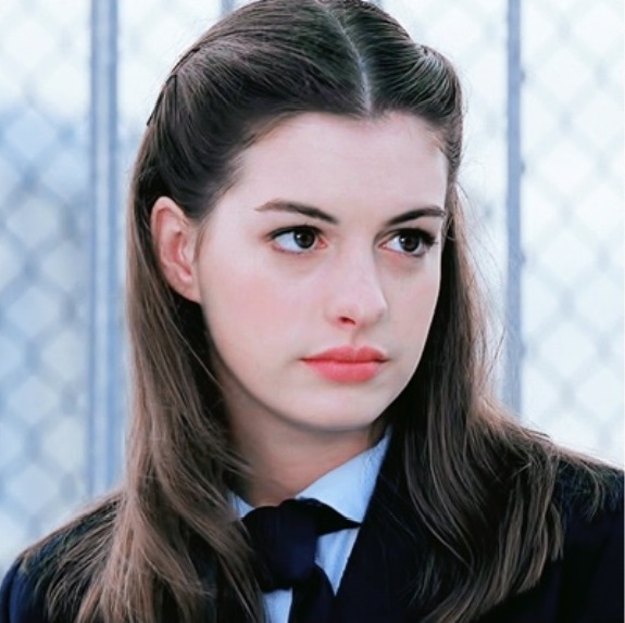 anne hathaway anh2