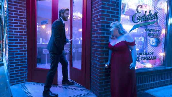 'Isn’t It Romantic': Đừng kì thị người sến, nếu không muốn có ngày bị 'sến quật' như cô nàng Natalie 'Isn’t It Romantic': Đừng kì thị người sến, nếu không muốn có ngày bị 'sến quật' như cô nàng Natalie