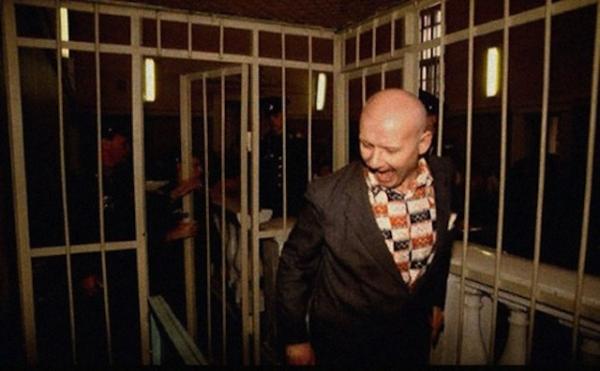 andrei chikatilo in cage1 1474362765156