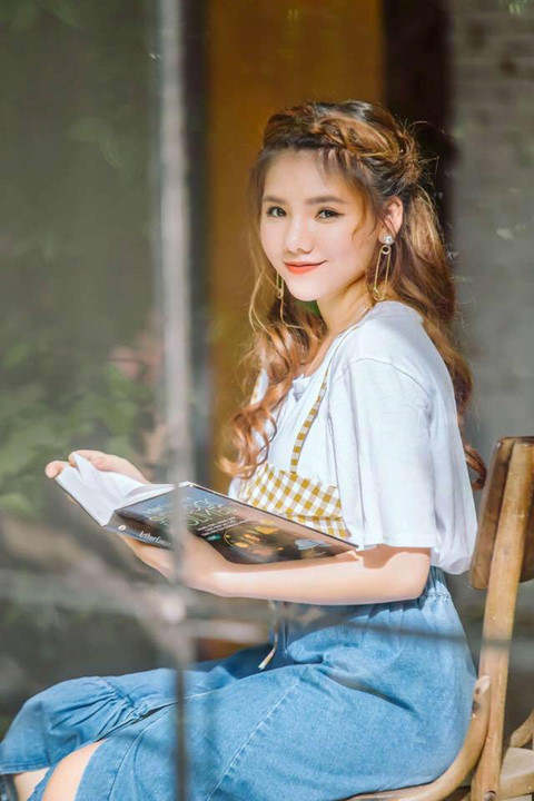 Loạt clip ghi lại hành trình gian nan của Myra Trần từ X-Factor Việt đến American Idol Loạt clip ghi lại hành trình gian nan của Myra Trần từ X-Factor Việt đến American Idol