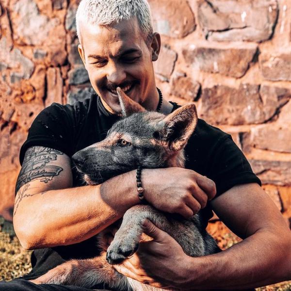 this guy from switzerland left a prestigious job sold all his things and moved to africa to rescue mutilated animals 5c819ef106a03 880