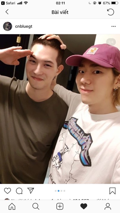 Zico bị netizen 'tấn công' trên Instagram vì vụ 'chiếc điện thoại vàng' và tình bạn với Jung Joon Young Zico bị netizen 'tấn công' trên Instagram vì vụ 'chiếc điện thoại vàng' và tình bạn với Jung Joon Young