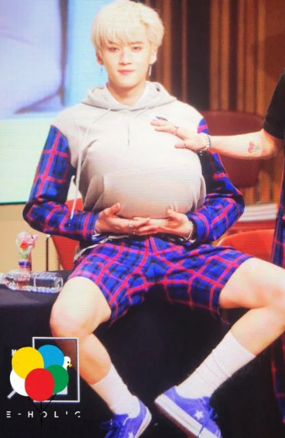 Những hình ảnh này của các Idol K-Pop cần được 'bay màu' khỏi Internet càng sớm càng tốt Những hình ảnh này của các Idol K-Pop cần được 'bay màu' khỏi Internet càng sớm càng tốt