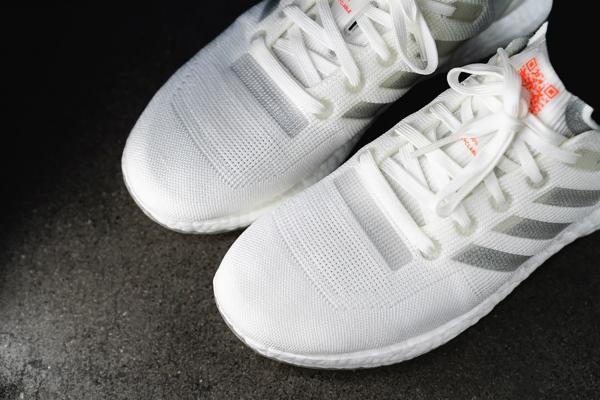 Adidas lần đầu tiên ra mắt mẫu giày luyện tập có thể tái chế 100% Adidas lần đầu tiên ra mắt mẫu giày luyện tập có thể tái chế 100%