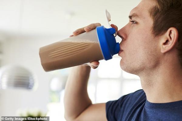 Đẹp đâu chưa thấy, 'thần dược phòng gym' sữa lắc protein còn dễ khiến bạn... tăng cân Đẹp đâu chưa thấy, 'thần dược phòng gym' sữa lắc protein còn dễ khiến bạn... tăng cân