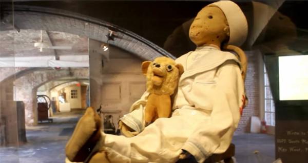 40 câu chuyện creepypasta nổi da gà nhất từng được kể (Phần 1) 40 câu chuyện creepypasta nổi da gà nhất từng được kể (Phần 1)