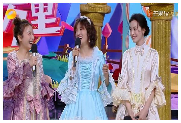 Sau tập Dương Mịch - Hoắc Kiến Hoa, Happy Camp bị chỉ trích ngày càng biến chất, ai nổi tiếng mới chơi? Sau tập Dương Mịch - Hoắc Kiến Hoa, Happy Camp bị chỉ trích ngày càng biến chất, ai nổi tiếng mới chơi?