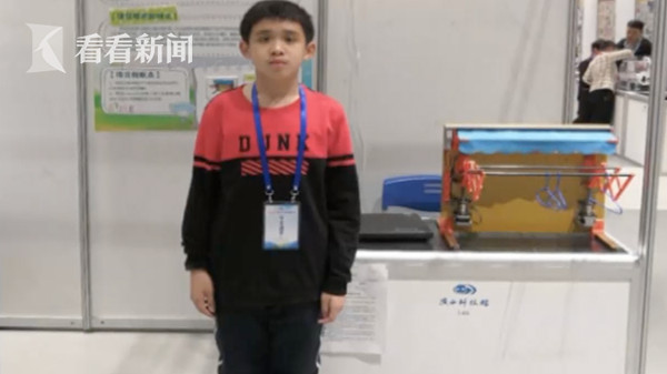 Bị mẹ mắng vì quên thu quần áo, cậu bé phát minh ra giá phơi đồ tự động phát hiện trời mưa Bị mẹ mắng vì quên thu quần áo, cậu bé phát minh ra giá phơi đồ tự động phát hiện trời mưa