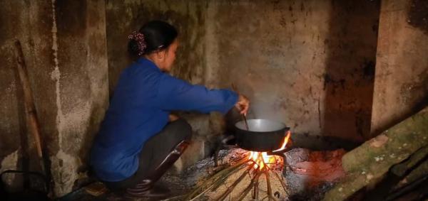 'Ẩm Thực Mẹ Làm': Chỉ bát canh cua và nụ cười của mẹ mà sao người xa quê lại muốn khóc òa 'Ẩm Thực Mẹ Làm': Chỉ bát canh cua và nụ cười của mẹ mà sao người xa quê lại muốn khóc òa