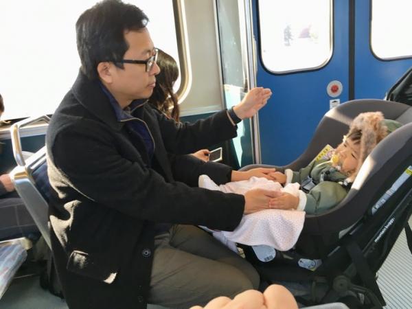 25 hình ảnh cho thấy cha luôn yêu thương và quan tâm đến con cái theo cách đặc biệt nhất 25 hình ảnh cho thấy cha luôn yêu thương và quan tâm đến con cái theo cách đặc biệt nhất