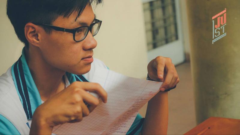 'Tình yêu có màu gì?' và câu trả lời đầy ngọt ngào của Phổ thông Năng Khiếu 'Tình yêu có màu gì?' và câu trả lời đầy ngọt ngào của Phổ thông Năng Khiếu
